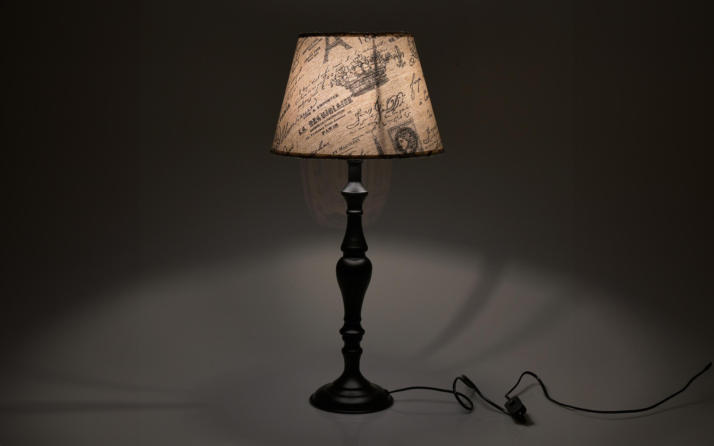 Asztali lámpa,   2
